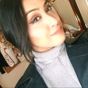 Meet your Posher, Sabina